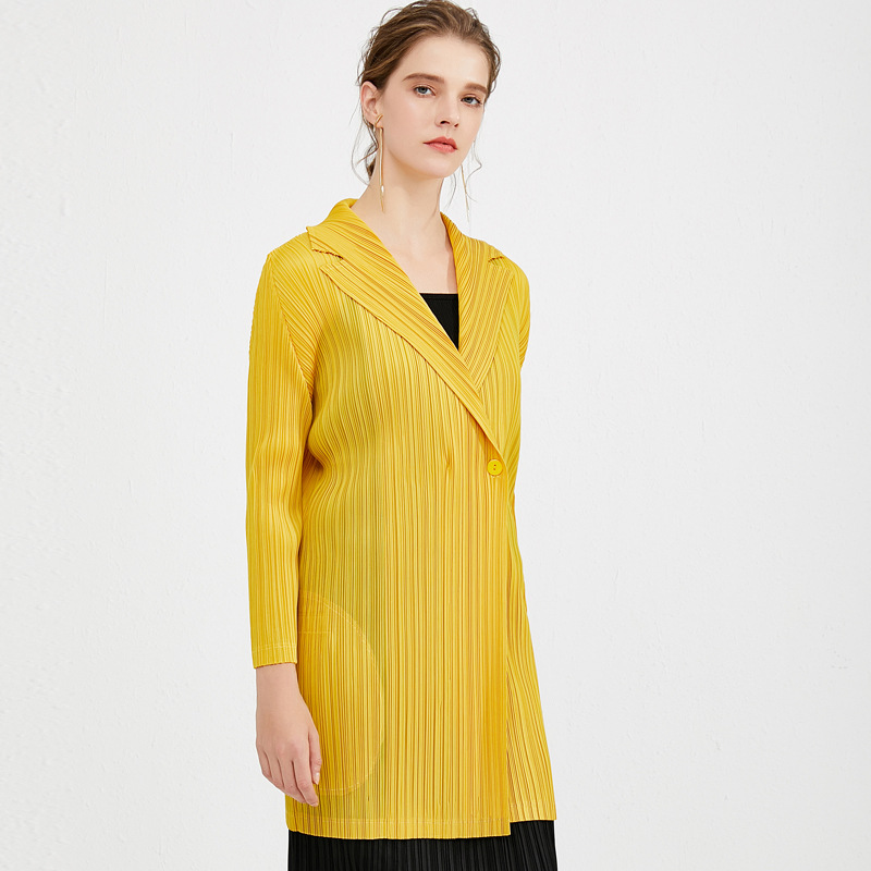 Spring 2020 Women Pleated New Style Basic Lapel Coat Casual Light Mature Top One Button Jacket