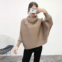Pleated Lapel Bat Sleeve T-shirts Winter New Long Sleeve Pleated Bottoming Loose Women's Tops