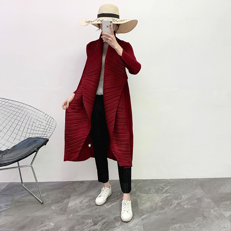 Women Pleated Windbreaker 2020 Spring New Loose Large Pleated Outerwear Jacket