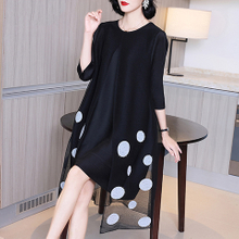 Pleated Mother's Dress Spring New Women's Loose Plus Size High End A-line Black Dress
