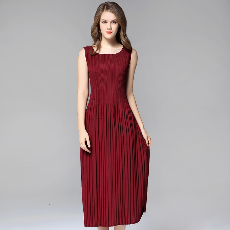 Thin Base Dress 2020 Spring Summer Fashion Pleats With Suspender Vest Dress