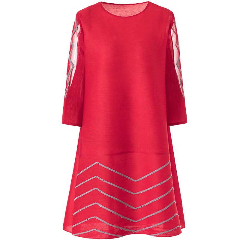 Foreign Style Large Red Pleated Dress 2020 Spring New Belly Covering Dress
