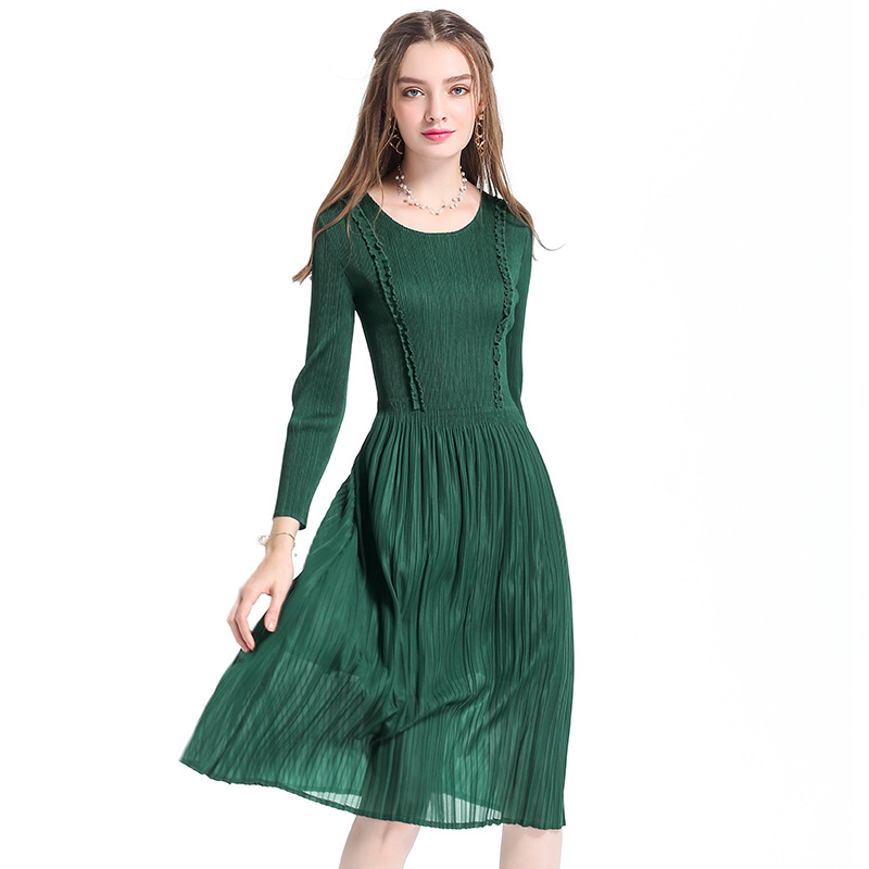 The New Vertical Pleated Lace Slim Fashion Vintage A-line Knee-length O-neck Spring Women's Dress