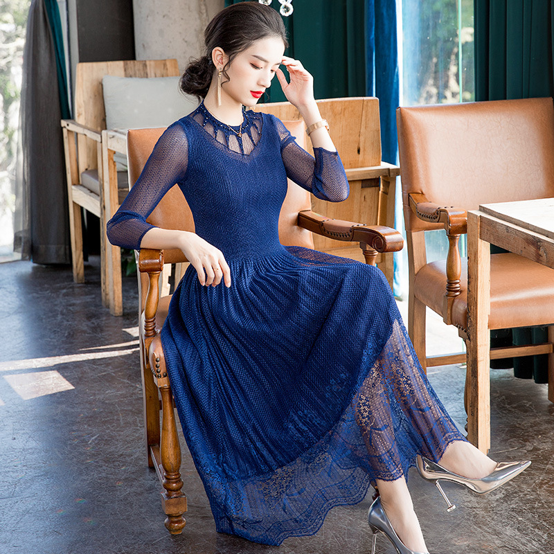 Red Slim Large Lace Dress 2020 Spring New Mesh Patchwork Pleated Dress
