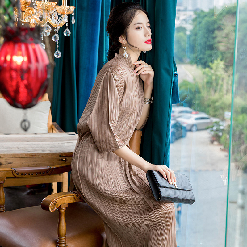 Large Pleated Dress 2020 Spring New Women's Long Slim One-step Dress