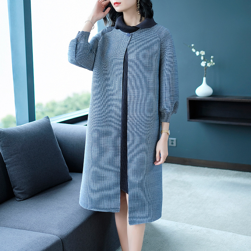 Spring Women Pleated Fashion New Tidal Loose Lady Long Jacket Coat