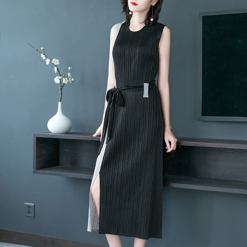 Summer Women Pleated Fashion New Tidal Dress Sleeveless Loose Big Size Dress