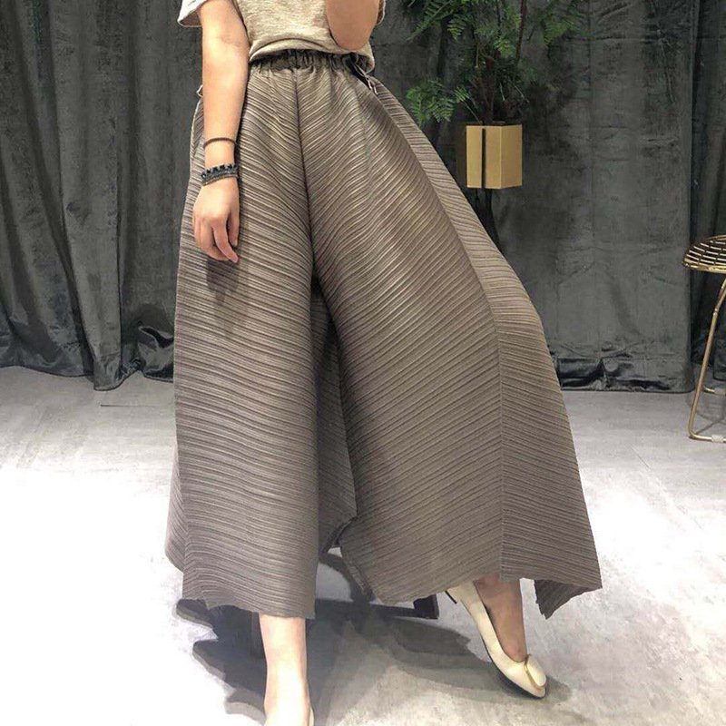 Autumn Women Pleated Trousers Loose Fashion Big Legging Pants
