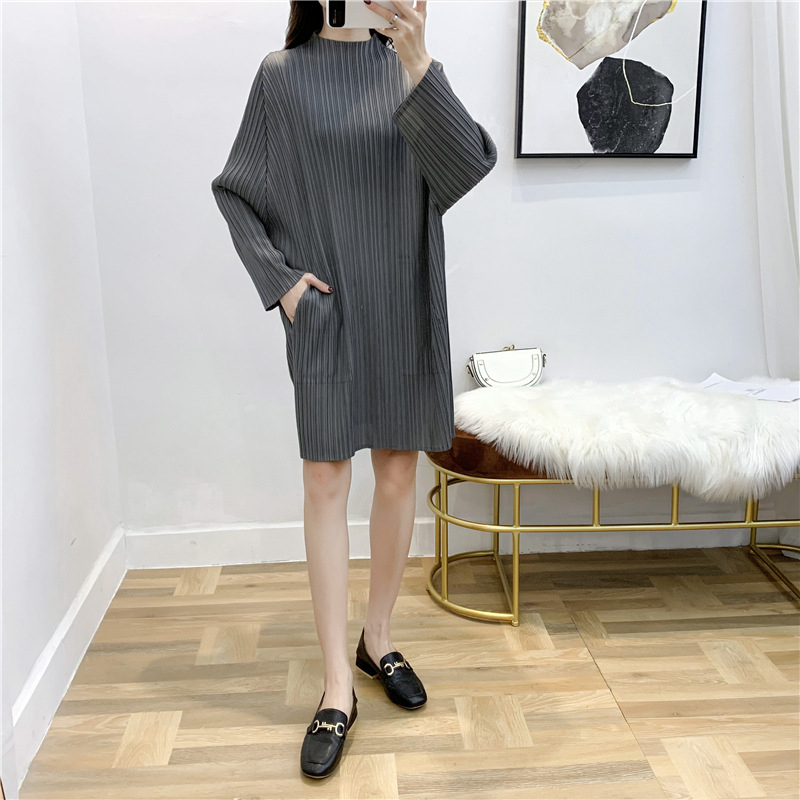 Spring 2020 New Pleated Dress Loose Large Women's Pleated Dress