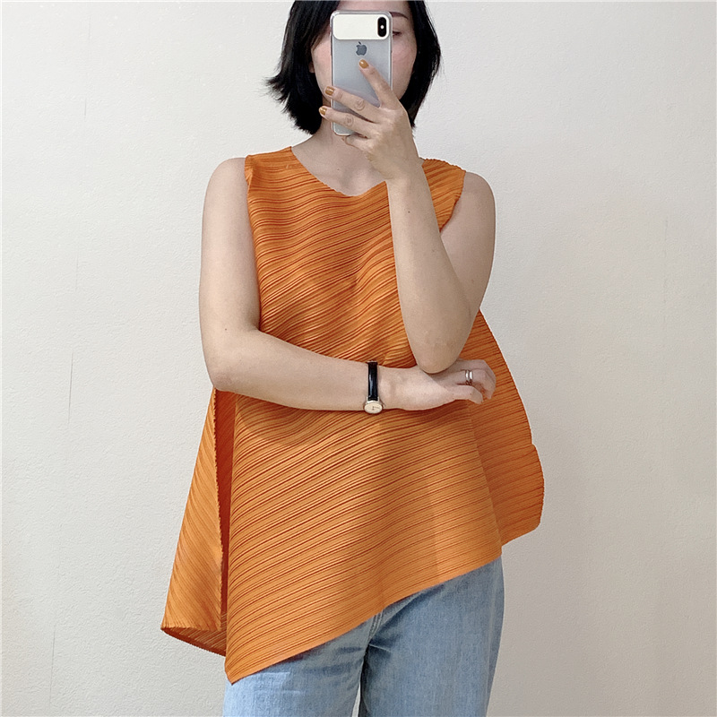 Lady Wrinkle Tops Sleeveless T-shirt Fashion New Solid Color Irregular Loose Size Pleated Shirts