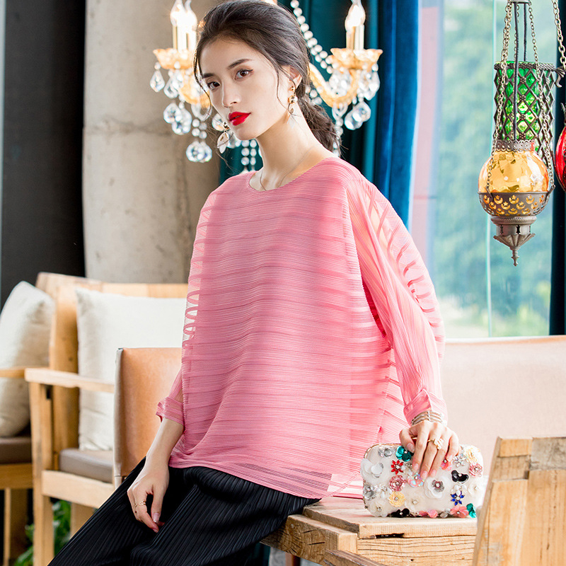 Women Pleated -shirt Top Stripes New Fashion Long Sleeve T-shirt In Early Spring 2020