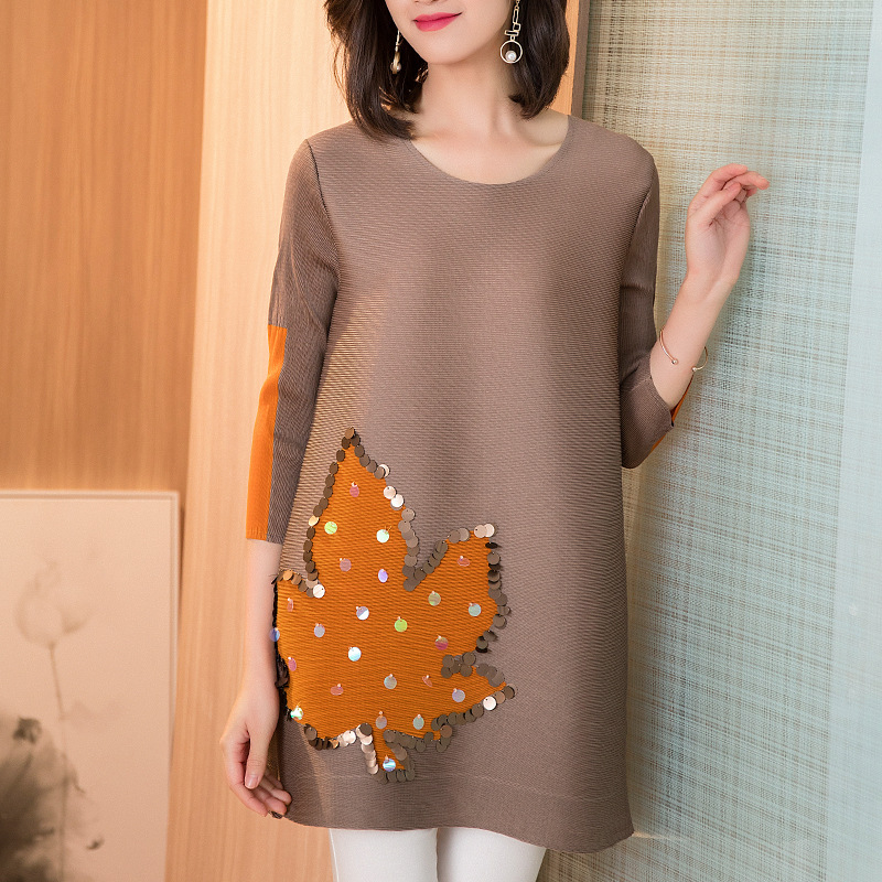 Women Big size Pleated Tops New Fashion Printed Nail Beads Loose Casual Shirt