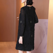 High-end French Black Embroidery Dress Autumn Winter 2020 New Women's Plus Size Pleated Dress