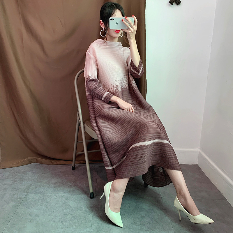 Autumn Fashion New Women Dress Pleated Tidal Big Size Dress