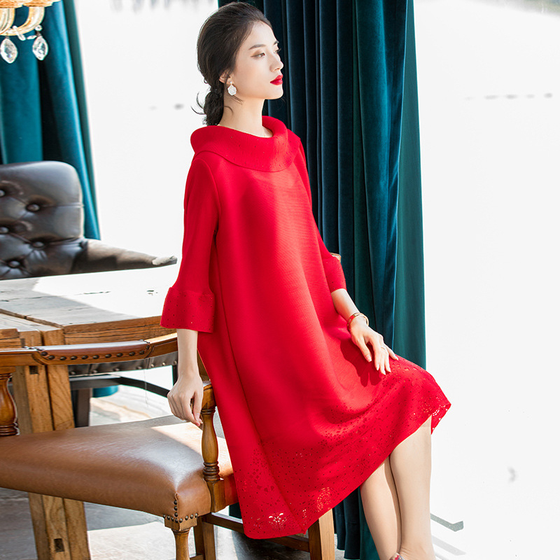 Pleated Large Dress New Red Beaded Embroidered Loose Dress In Early Spring 2020