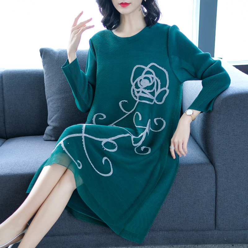 Nail Beads Embroidered Big Size Dress Women's Loose Pleats Long Sleeve Dress