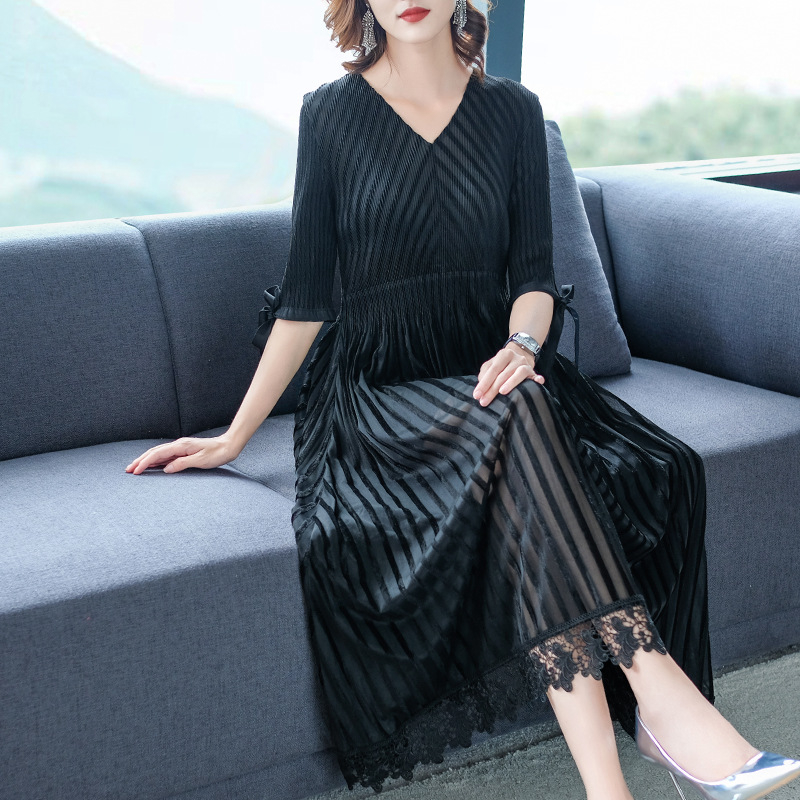 Autumn Women Pleated Fashion New Tidal Loose Big Size Popular High-end Dress