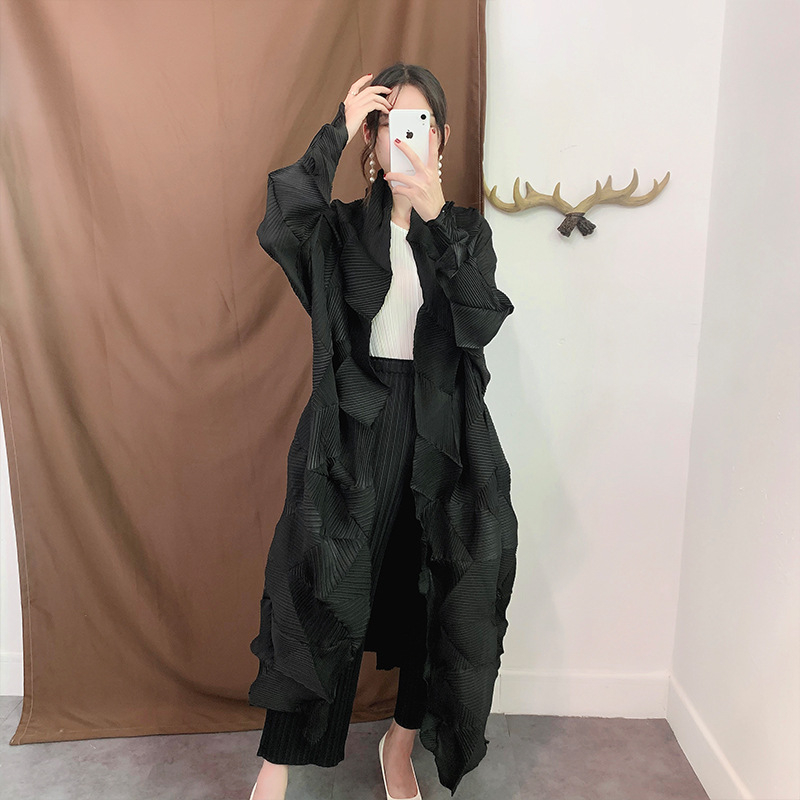 Autumn Women Pleated Fashion New Tidal Long Jacket Coat
