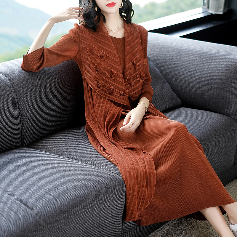 Women Pleated Dress Fake Two Loose Big Size Dresses Autumn 2019 New Mesh Embroidered Dress