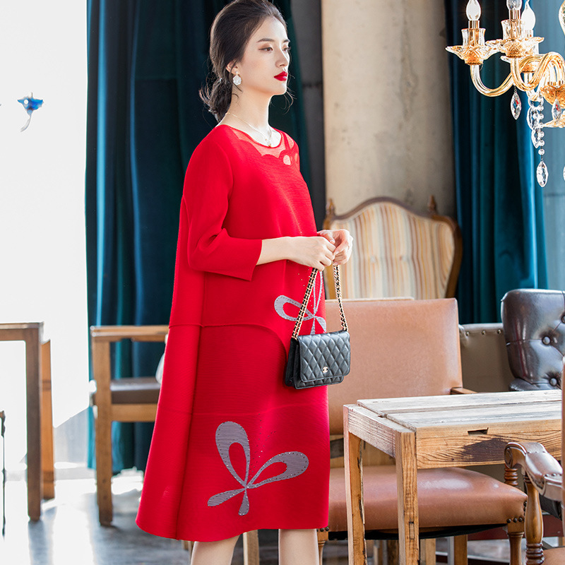 Women Fake Two Piece Large Pleated Dress 2020 Spring New Beaded Embroidered Dress