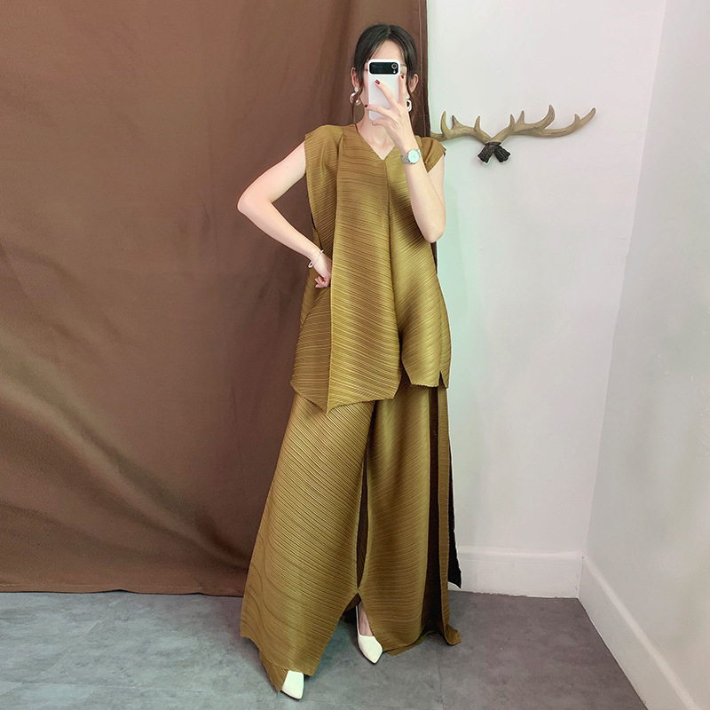 Women Pleated Fashion New Irregular Sleeveless Vest Loose Leggings Two-piece Clothing Sets