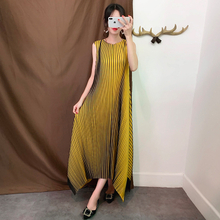 Autumn Women Pleated Fashion New Tidal Pleated Dress Loose Big Size Long Dress