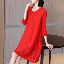 High End Plus Size Red Pleated Dress Spring 2021 New Women's Loose A-line Pleated Dress