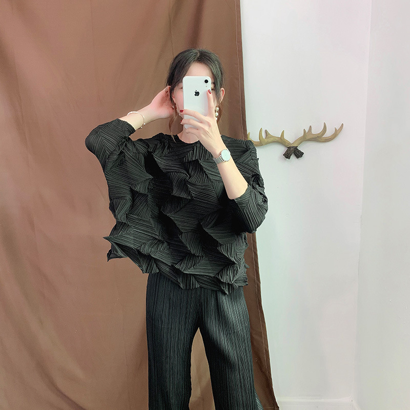 Women Tops Fashion New Lady Autumn Irregular Pleated Loose-size Big Size T-shirt