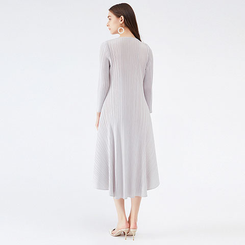 2021 Spring New Women's Korean Women's Solid Round Neck Dress French Temperament Slim Pleated Dress