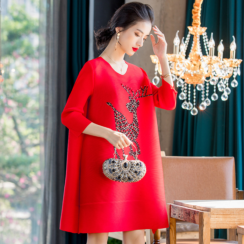 Spring 2020 New Women's Red Loose A-line Dress Large Pleated Beaded Embroidered Dress