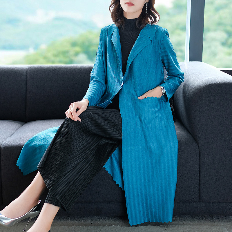 Winter Autumn Women Pleated Long Coat Loose Big Size Jacket