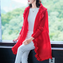 Autumn And Winter 2019 Fashion Pleated Coat Long Sleeve Fashion Ear Edge Pleated Jacket