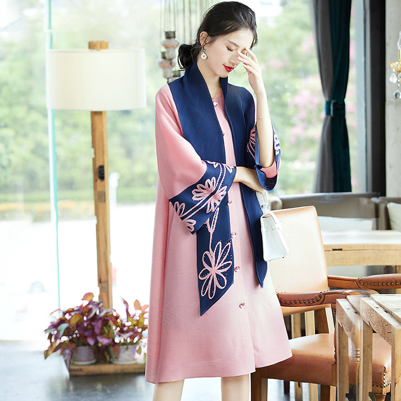 Women Pleated Embroidered Beaded Large Dress Early Spring 2020 Loose With Scarf Dress