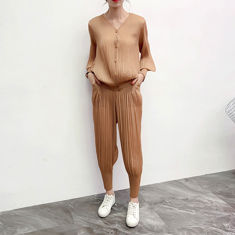 Women Pleated 2019 New Suit Pants Fashion Two Piece Set Female Tops Trousers Loose Clothing Sets