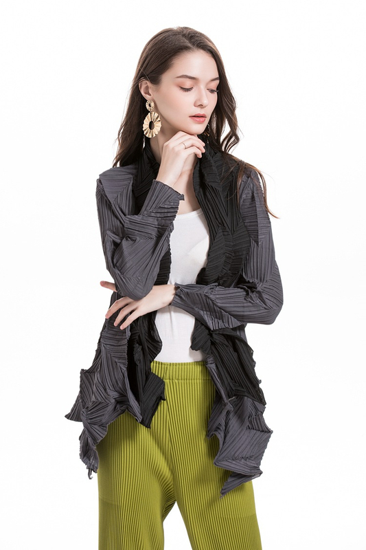 Autumn Women Pleated Fashion New Tidal Jacket Popular Big Size Coat