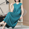 Sleeveless Large Loose Pleated Dresses Pure Colors Summer New Women's A-shaped Dresses