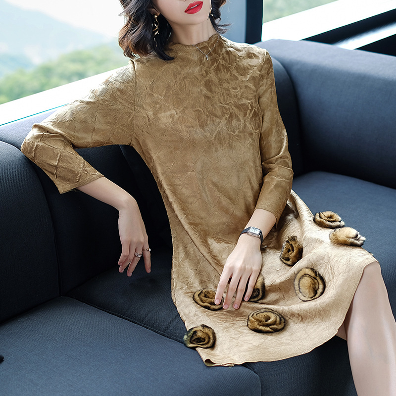 Embroidered Large-size Pleated Dress Autumn Women's Three-dimensional Decorative Dress