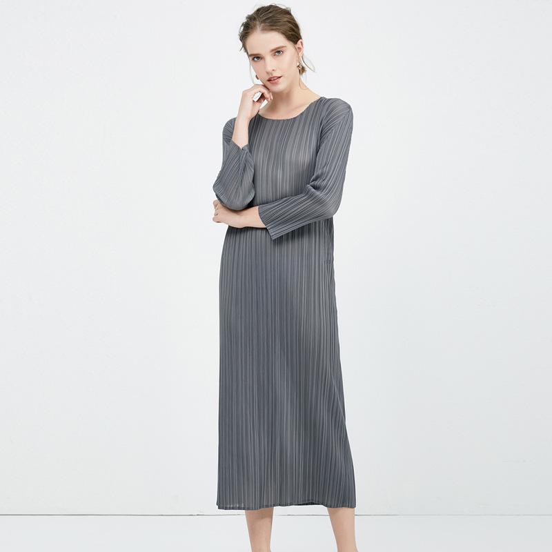 Spring 2020 New Basic Dress Slim Simple Women Pleated Dress