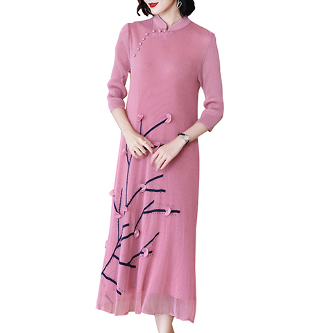 Slim Temperament Plus Size Dress Spring New Feminine Mother Pleated Knee Length Dress