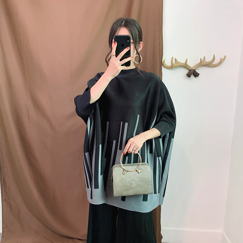 Autumn Winter Women Pleated Tops Pullover Bat Sleeve Tidal Popular Print Shirts