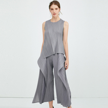 Spring Women Fashion New Tidal Pleated Tops Trousers Two Pieces Clothing Sets Popular Suits