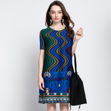 Round-collar Short-sleeved Flowery Loose Big Size Dress Color Women's Summer Pleated Dress