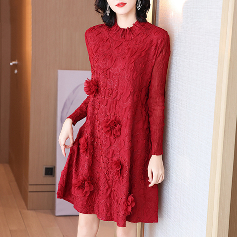 Red French Dress Female High-end Temperament Plus Size A-line Long Sleeve Pleated Dress