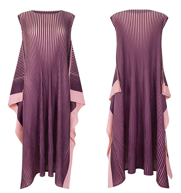 H697996bf256e420f9c3b48e3230e0e16D