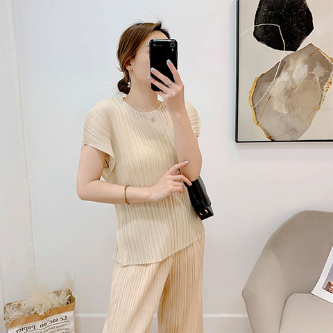 Pleated Top Women's 2021 Spring And Summer New Large Women's Fashion Thin Tops