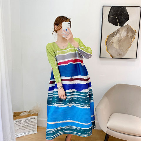 Pleated Print Dress 2021 Summer New Loose Large Split Pleated Dress