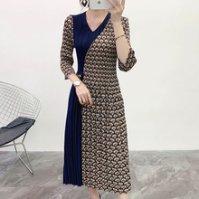 Pleated Dress Spring And Summer 2020 New Women's Pleated Print Bottom Large Size Dress