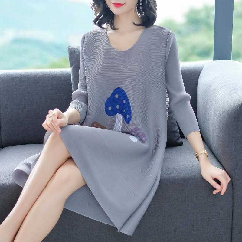 Women Pleated Spring Loose Large Size Fashion Printed Temperament Dress