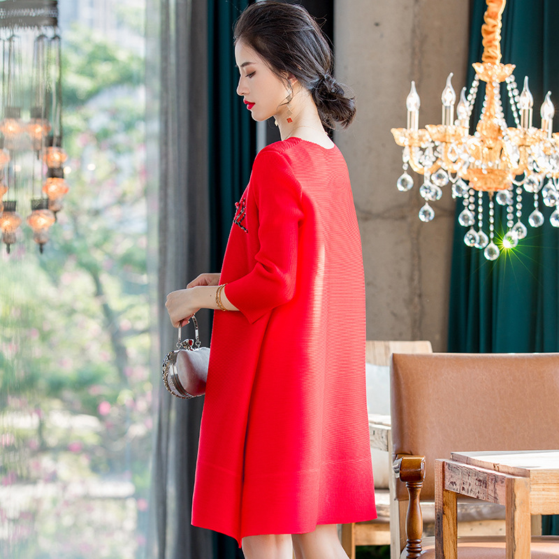 Spring 2020 New Women's Red Loose A-line Dress Large Pleated Beaded Embroidered Dress