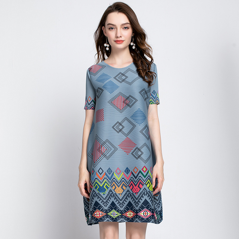 Women Summer Printed Short-sleeved Dress Pleated Digital Big Size Dress